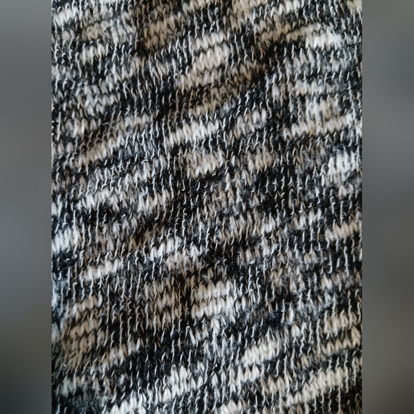 American Eagle sweater knit halter top - Picture 6 of 9